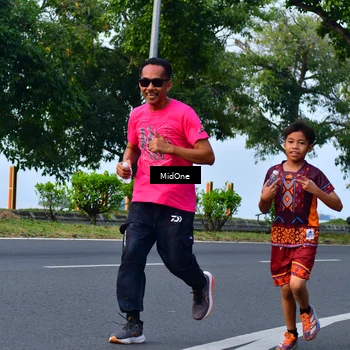 Runner Photo 8853038