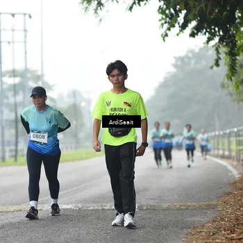 Runner Photo 8853040