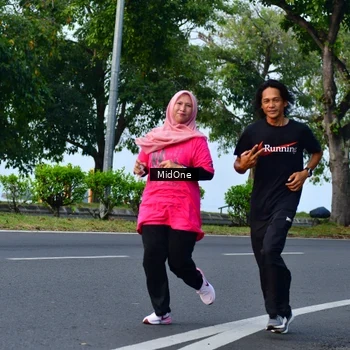 Runner Photo 8853059