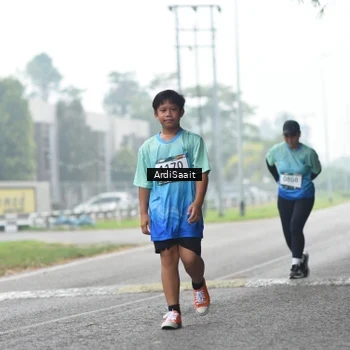 Runner Photo 8853065