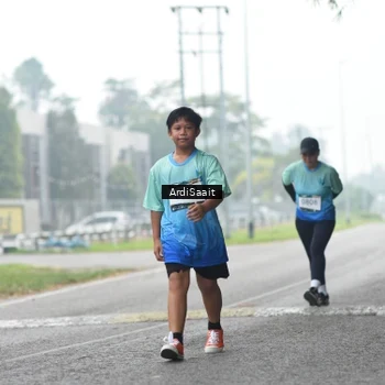 Runner Photo 8853073