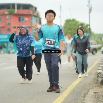 Runner Photo 8853095