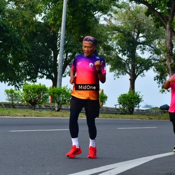 Runner Photo 8853123
