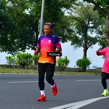 Runner Photo 8853131