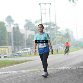 Runner Photo 8853134