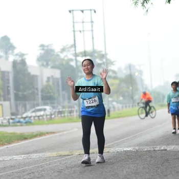Runner Photo 8853144