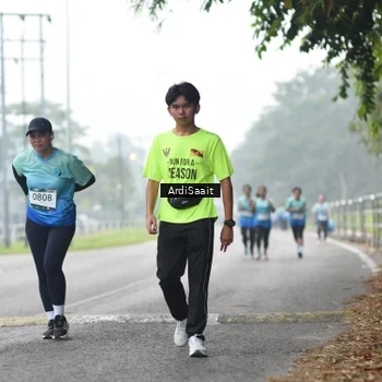 Runner Photo 8853206