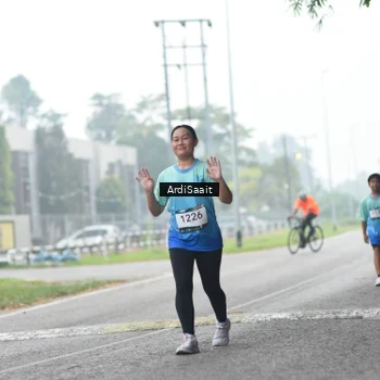 Runner Photo 8853210