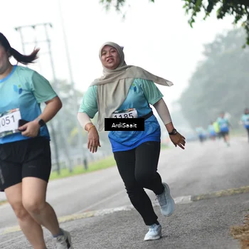 Runner Photo 8853273