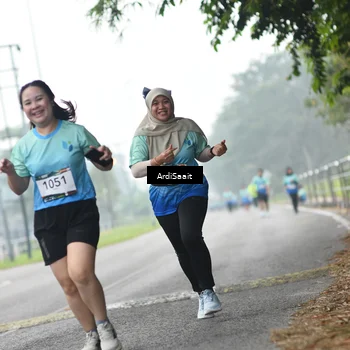 Runner Photo 8853304
