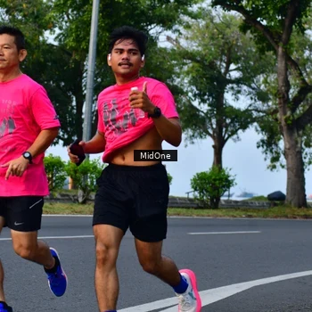 Runner Photo 8853366