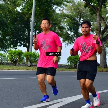 Runner Photo 8853368