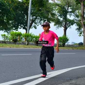 Runner Photo 8853407