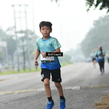 Runner Photo 8853471
