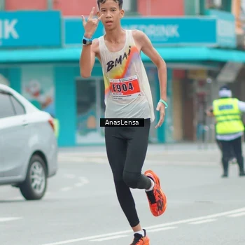 Runner Photo 8853486