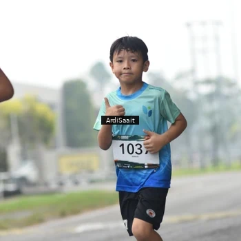 Runner Photo 8853487