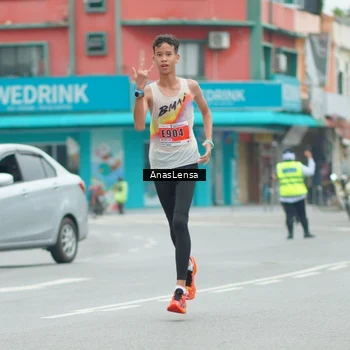 Runner Photo 8853491