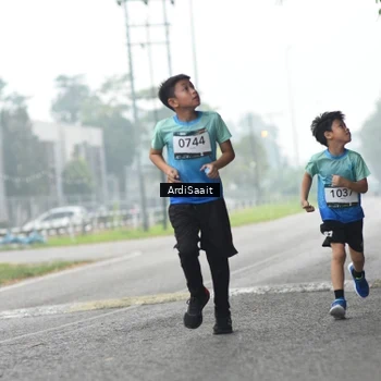 Runner Photo 8853503