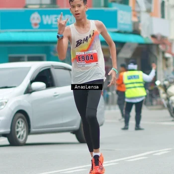 Runner Photo 8853506