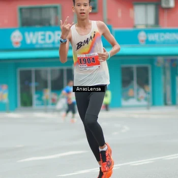 Runner Photo 8853508