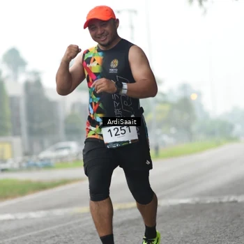 Runner Photo 8853540