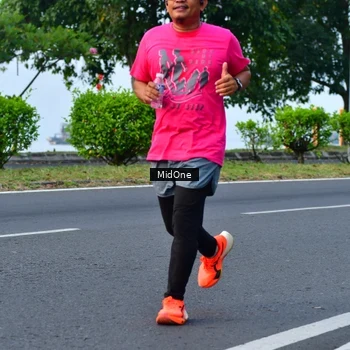 Runner Photo 8853591