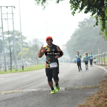 Runner Photo 8853623