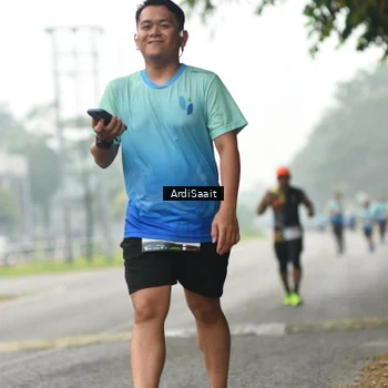 Runner Photo 8853652