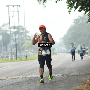Runner Photo 8853654