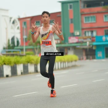 Runner Photo 8853669