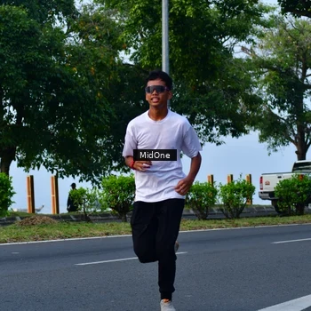 Runner Photo 8853687