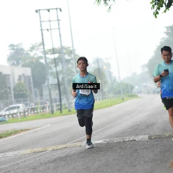 Runner Photo 8853704