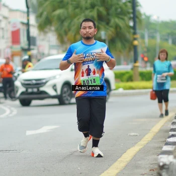 Runner Photo 8853719
