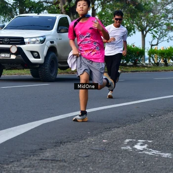 Runner Photo 8853732