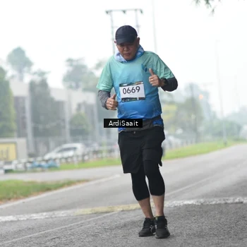 Runner Photo 8853775
