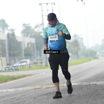 Runner Photo 8853780