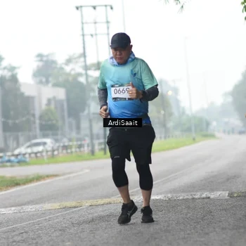 Runner Photo 8853789
