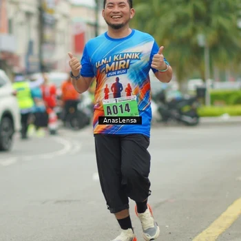 Runner Photo 8853798