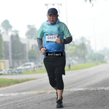 Runner Photo 8853801