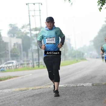 Runner Photo 8853809