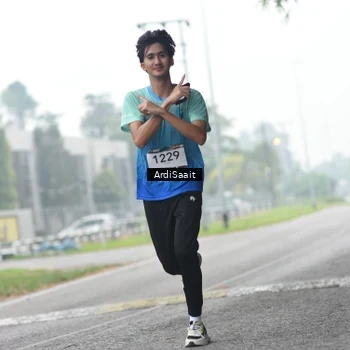 Runner Photo 8853811