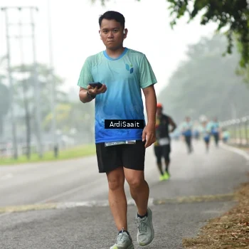Runner Photo 8853857