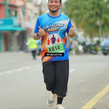 Runner Photo 8853858