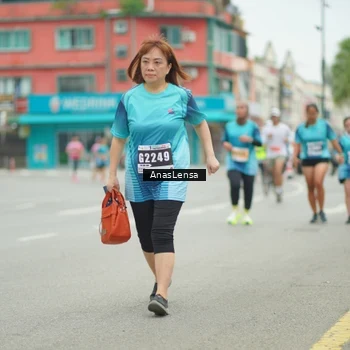 Runner Photo 8853861