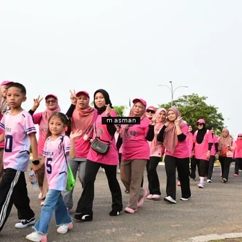 Runner Photo 8853899