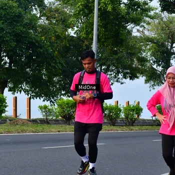 Runner Photo 8853906
