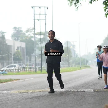 Runner Photo 8853911