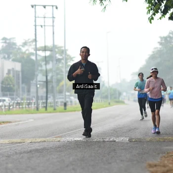 Runner Photo 8853919
