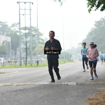 Runner Photo 8853921
