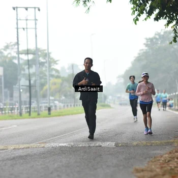 Runner Photo 8853924